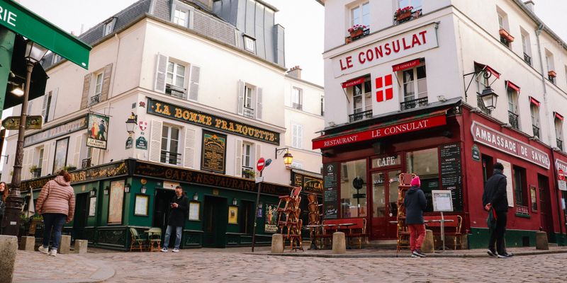 Los cafés de Montmartre, en París