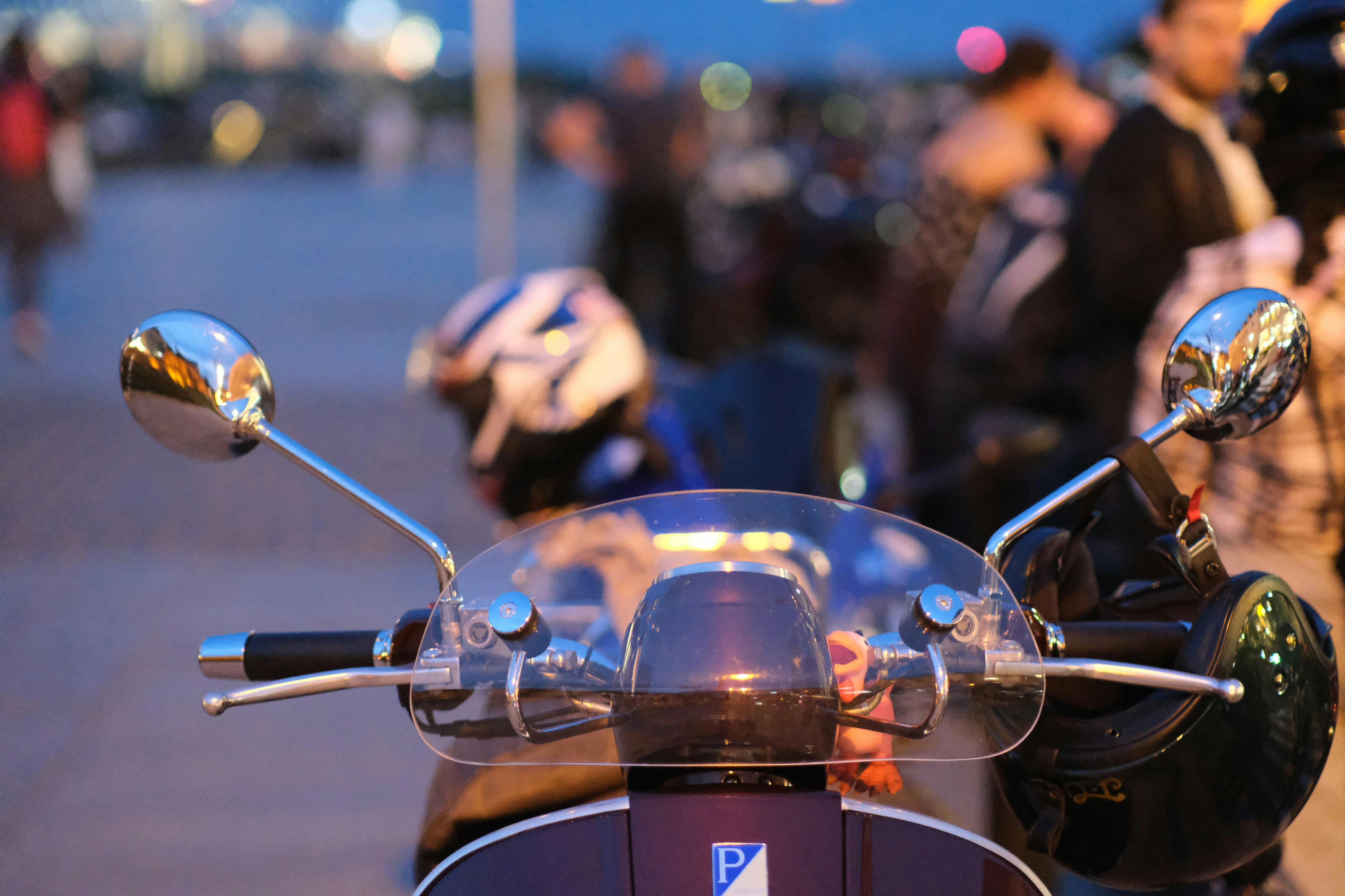 ContiScoot: over 30 Tire Sizes for Urban Mobility and Everyday Commuting — Photo by Roman Biernacki on Pexels