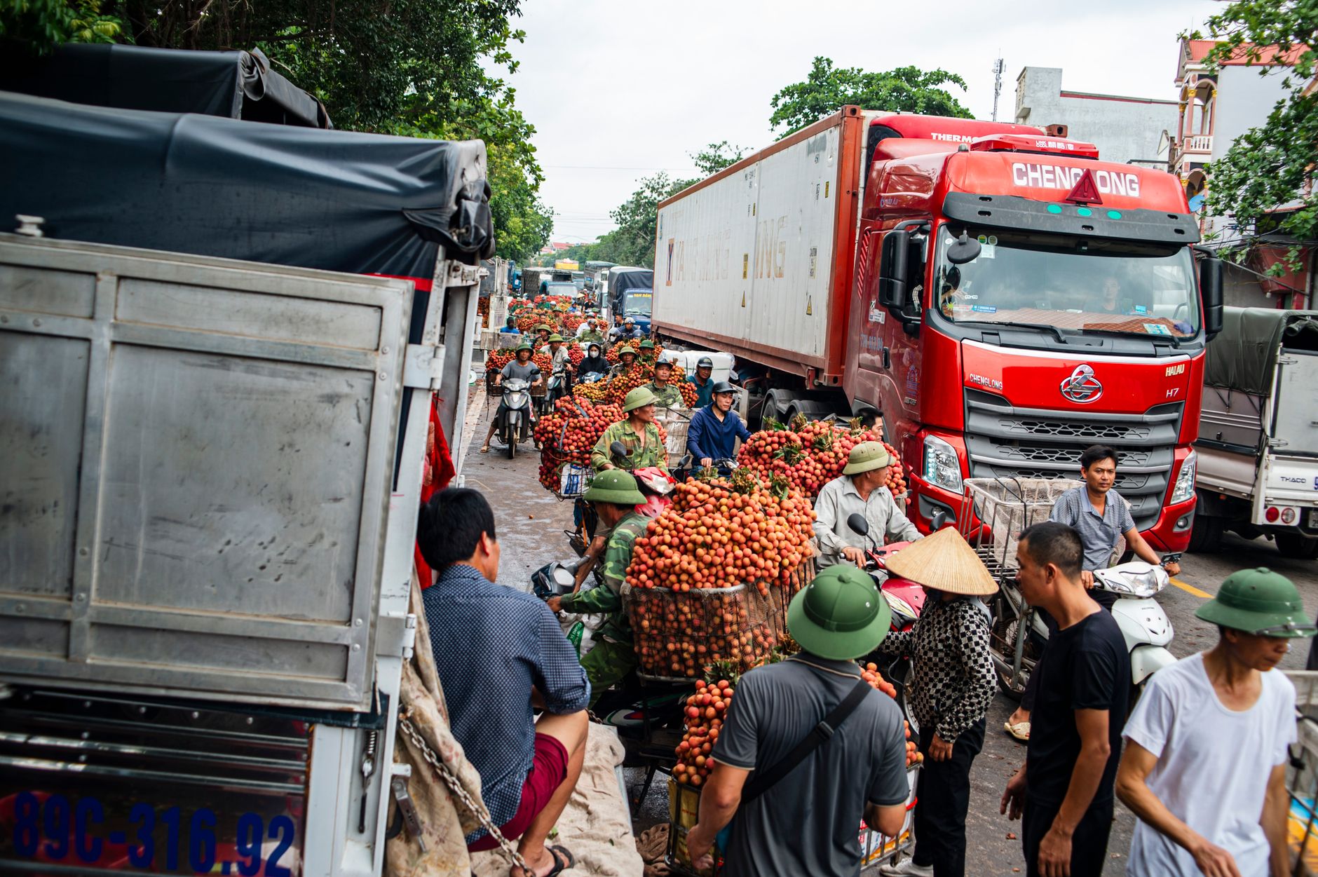 Thị trường FMCG Việt Nam: Tín hiệu phục hồi và cơ hội cho kênh bán lẻ truyền thống