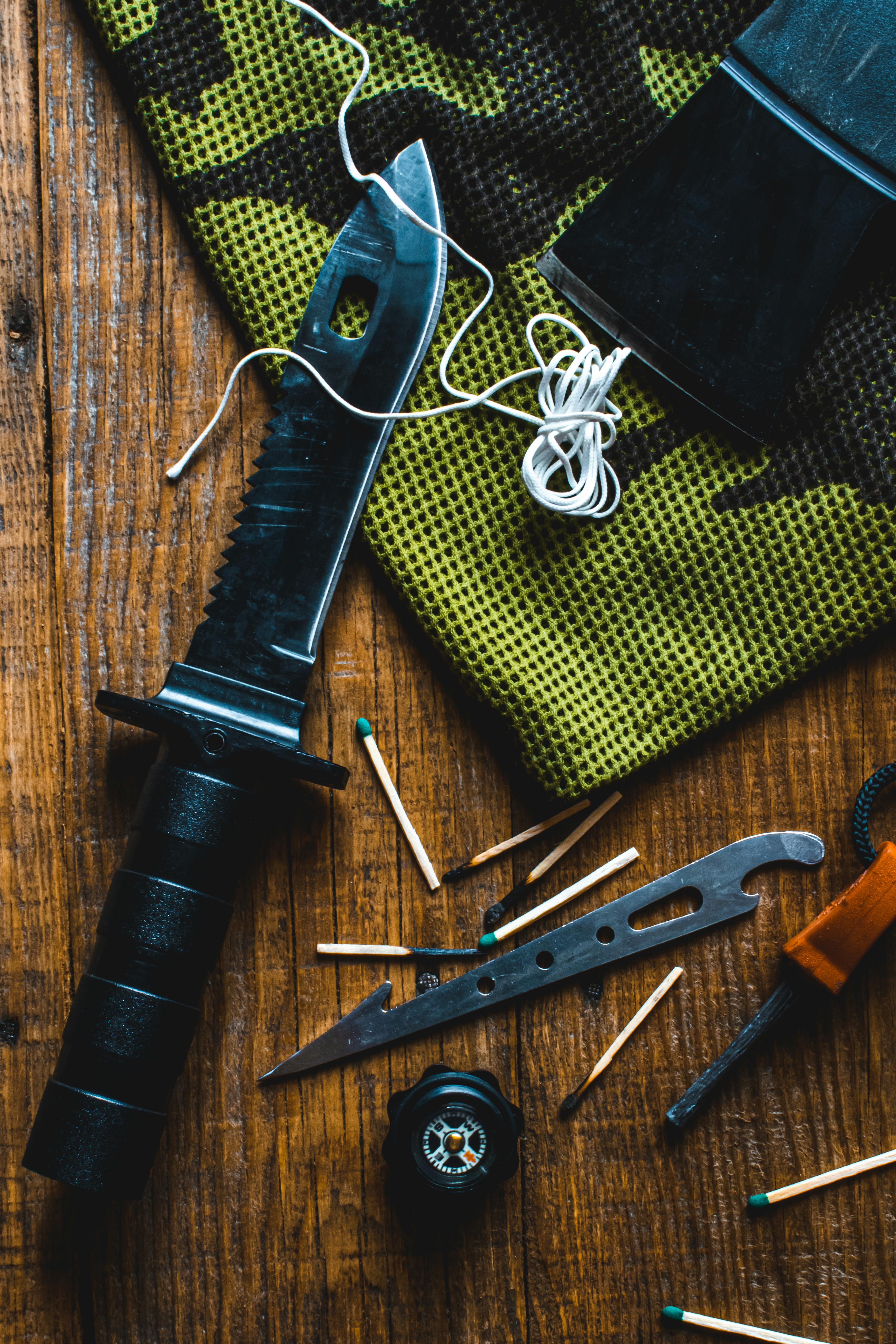 Hollow-Handled Survival Style Knives