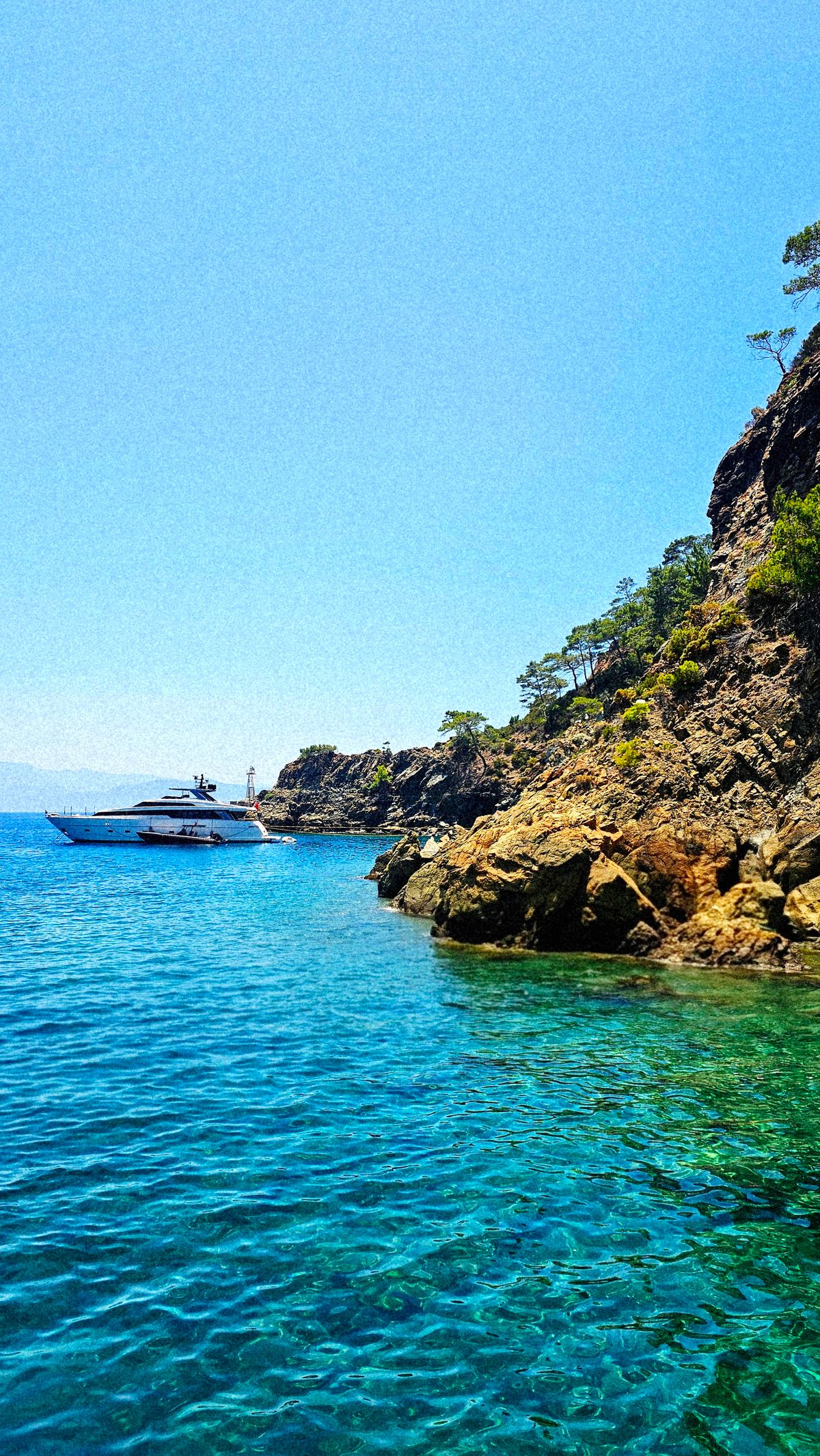 Mit dem Speedboot zu den Calas