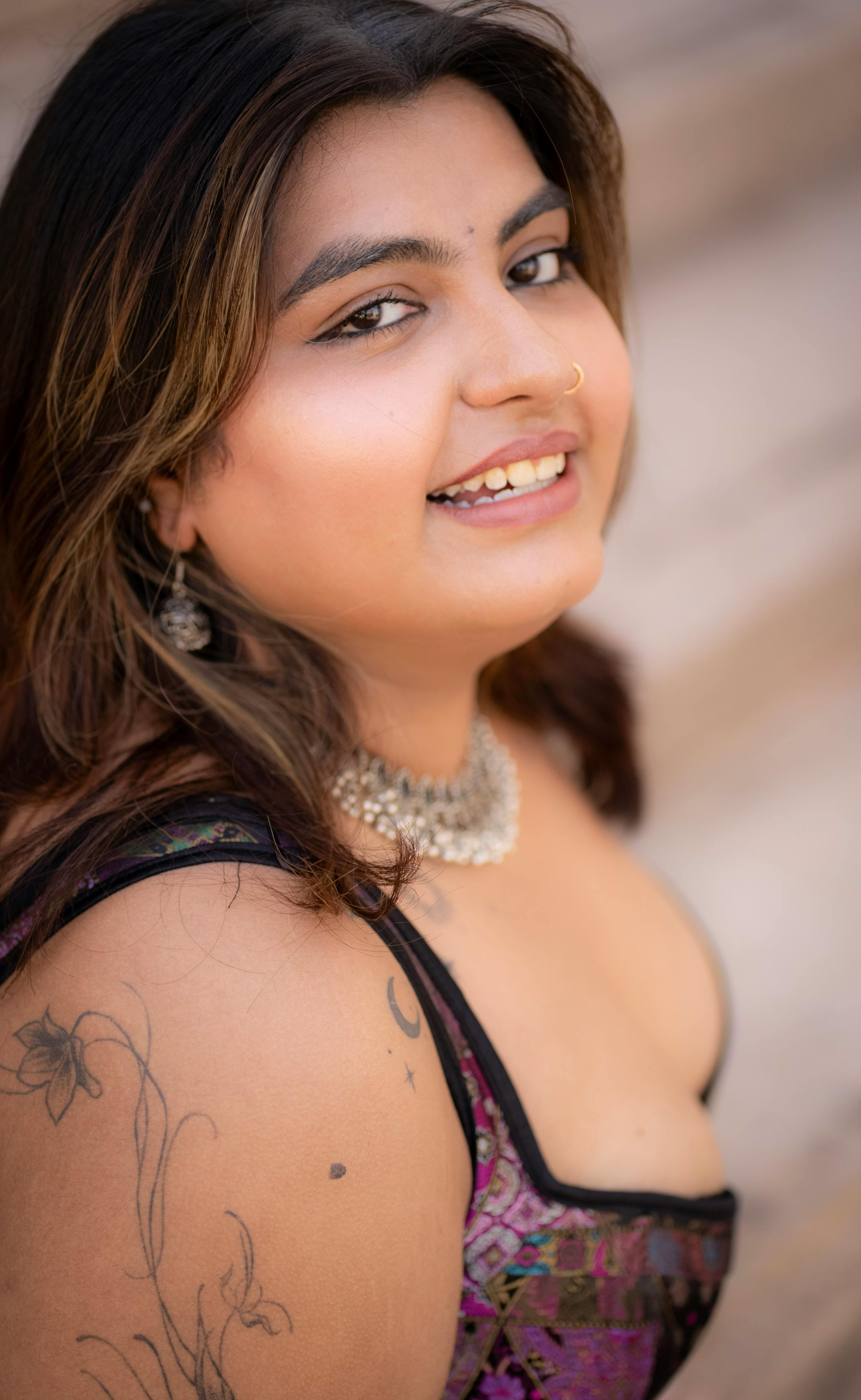 Beautiful Nude Indian Girl Photos, Download The BEST Free Beautiful