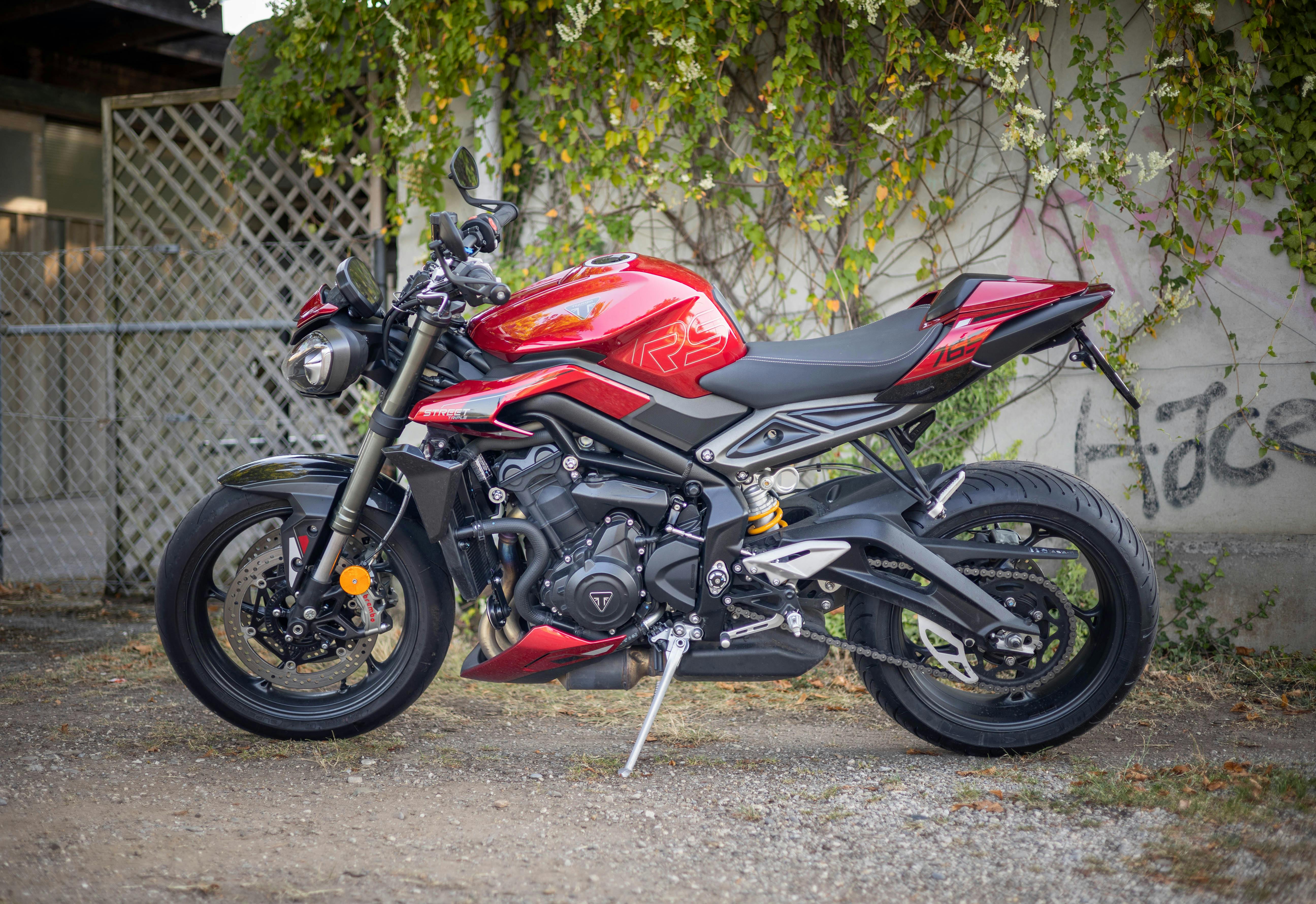 motorcycles & powersports s.r.o powersportsmax motorcycles — Photo by David Fantin on Pexels