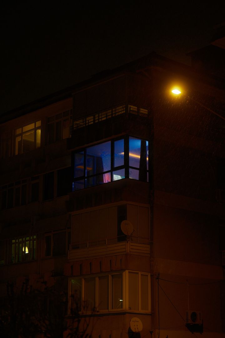 Neon Refuge, Kocaeli, Türkiye