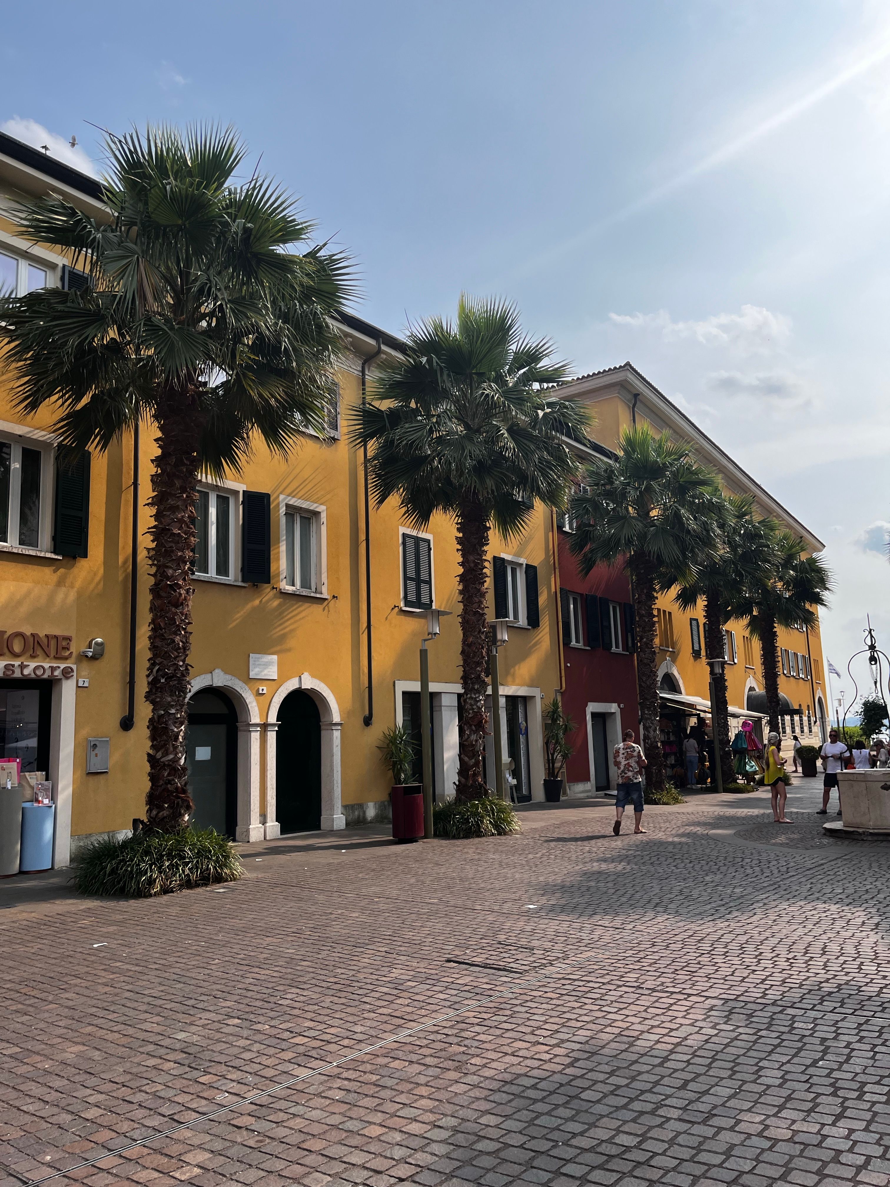 Colorful Italian Street with Palm Trees · Free Stock Photo