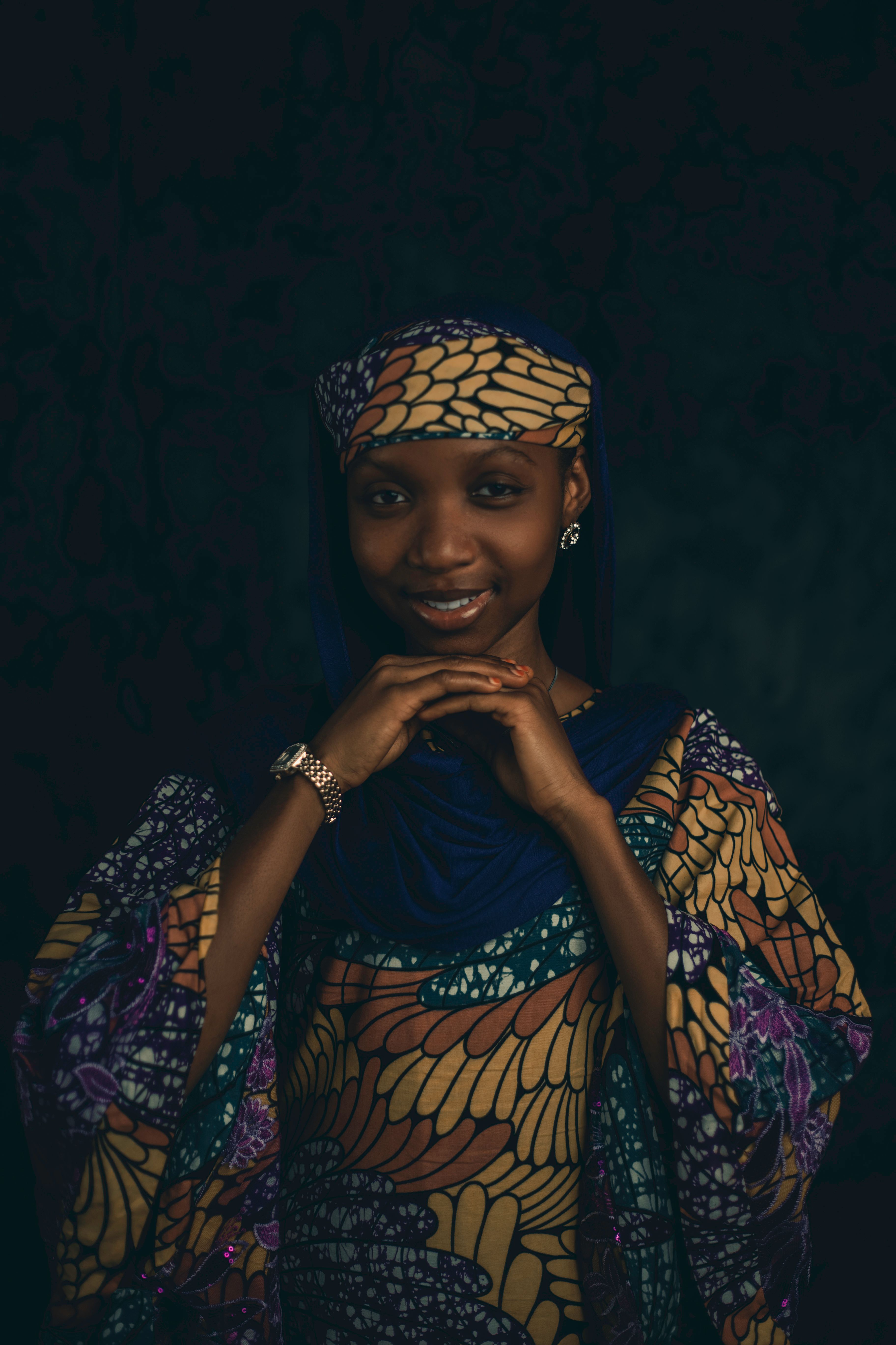 Vibrant Portrait of Woman in Traditional African Attire · Free Stock Photo