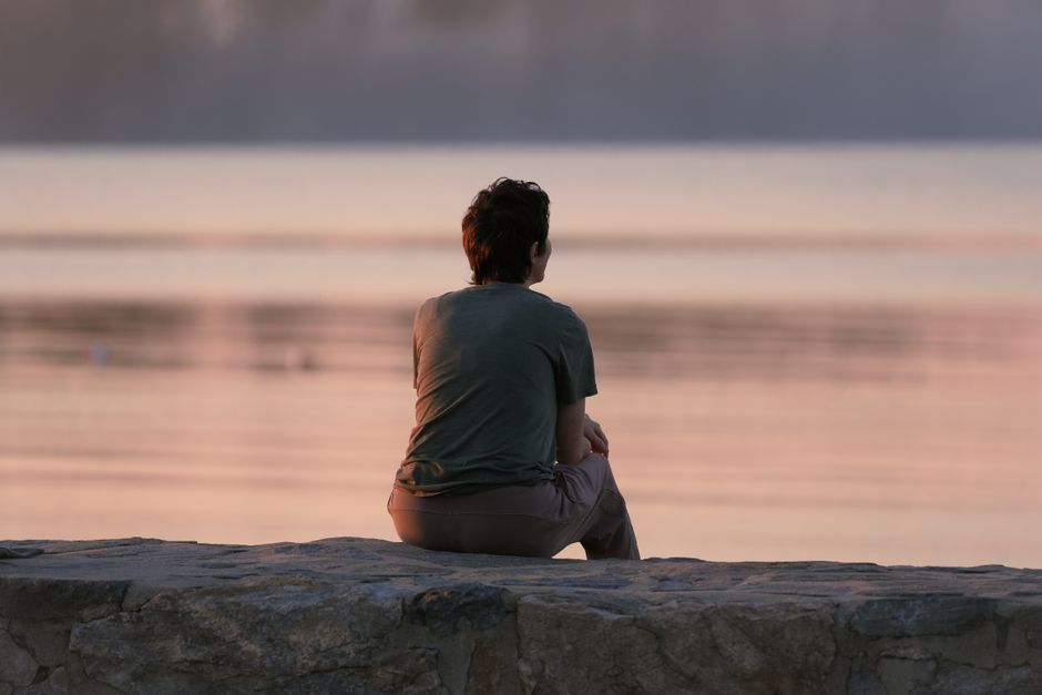Calm Landscape Hero via DesignLumo