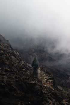 山景 极简 iPhone壁纸