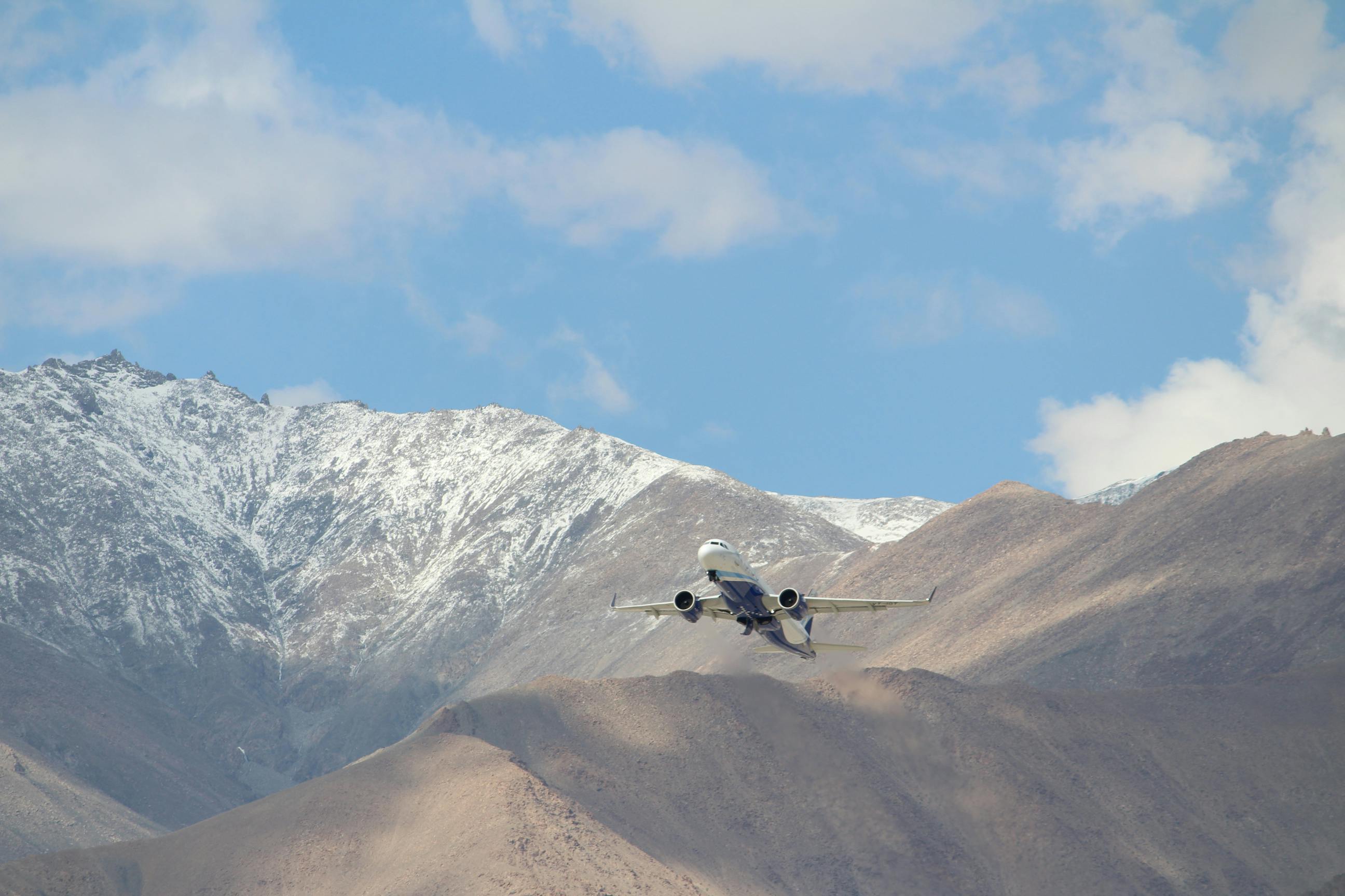 general travels majestic — Photo by Sanskar Vyas on Pexels