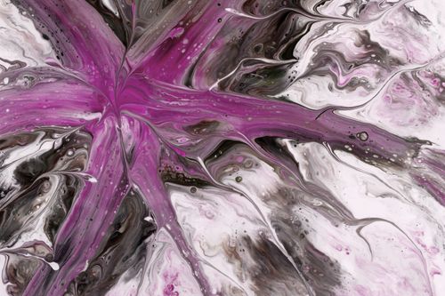 Free Vibrant abstract fluid art featuring dynamic purple and white swirls. Perfect for modern decor and artistic inspiration. Stock Photo
