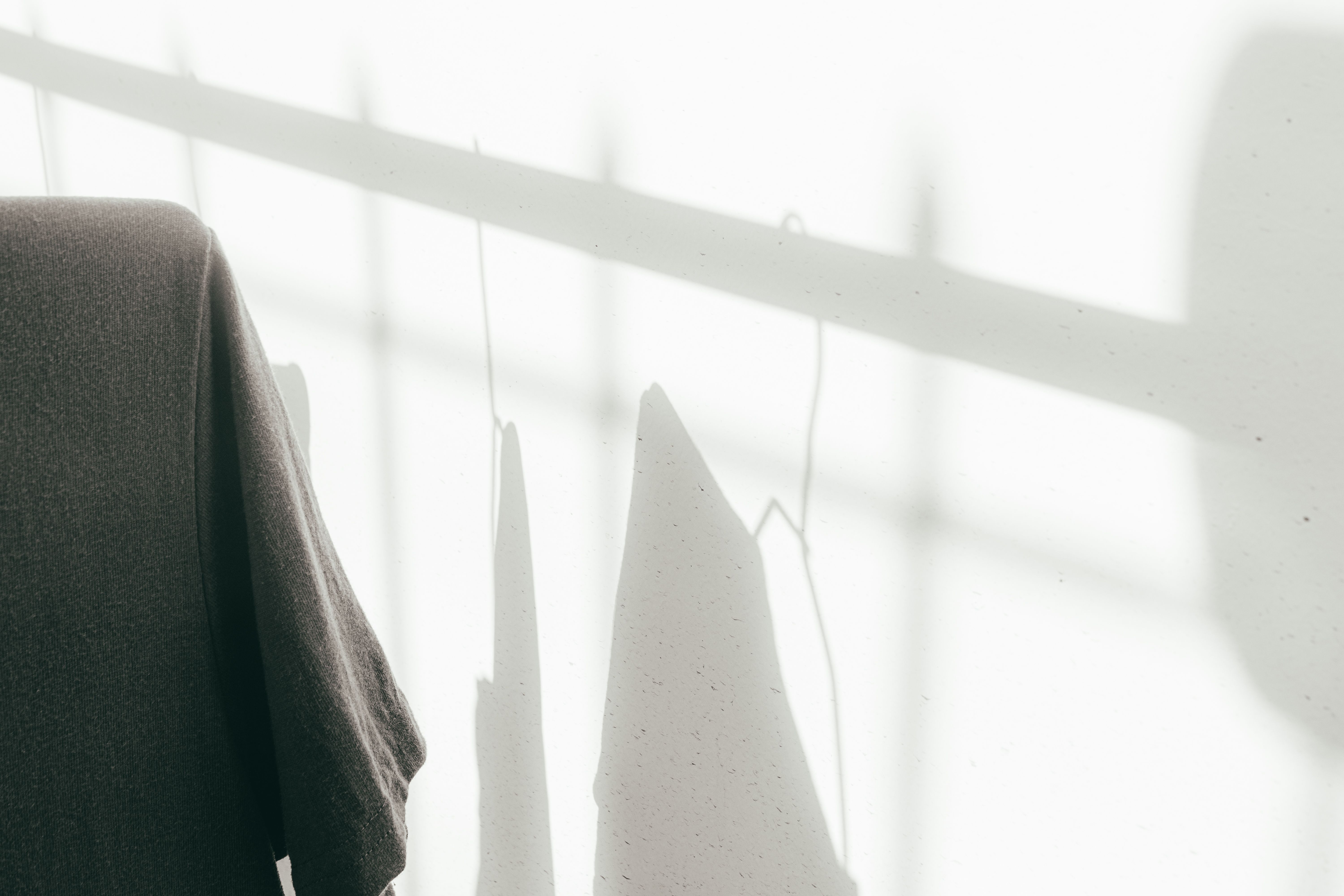 cleaning minimalism — Photo by Nothing Ahead on Pexels