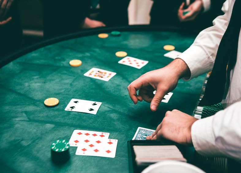 Roulette-Tisch mit verschiedenen Einsatzmöglichkeiten
