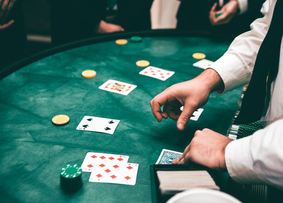 Blackjack online Strategie Tabelle für bessere Gewinnchancen