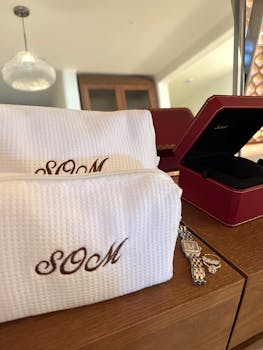 Transformarea casei prin accesorii personalizate