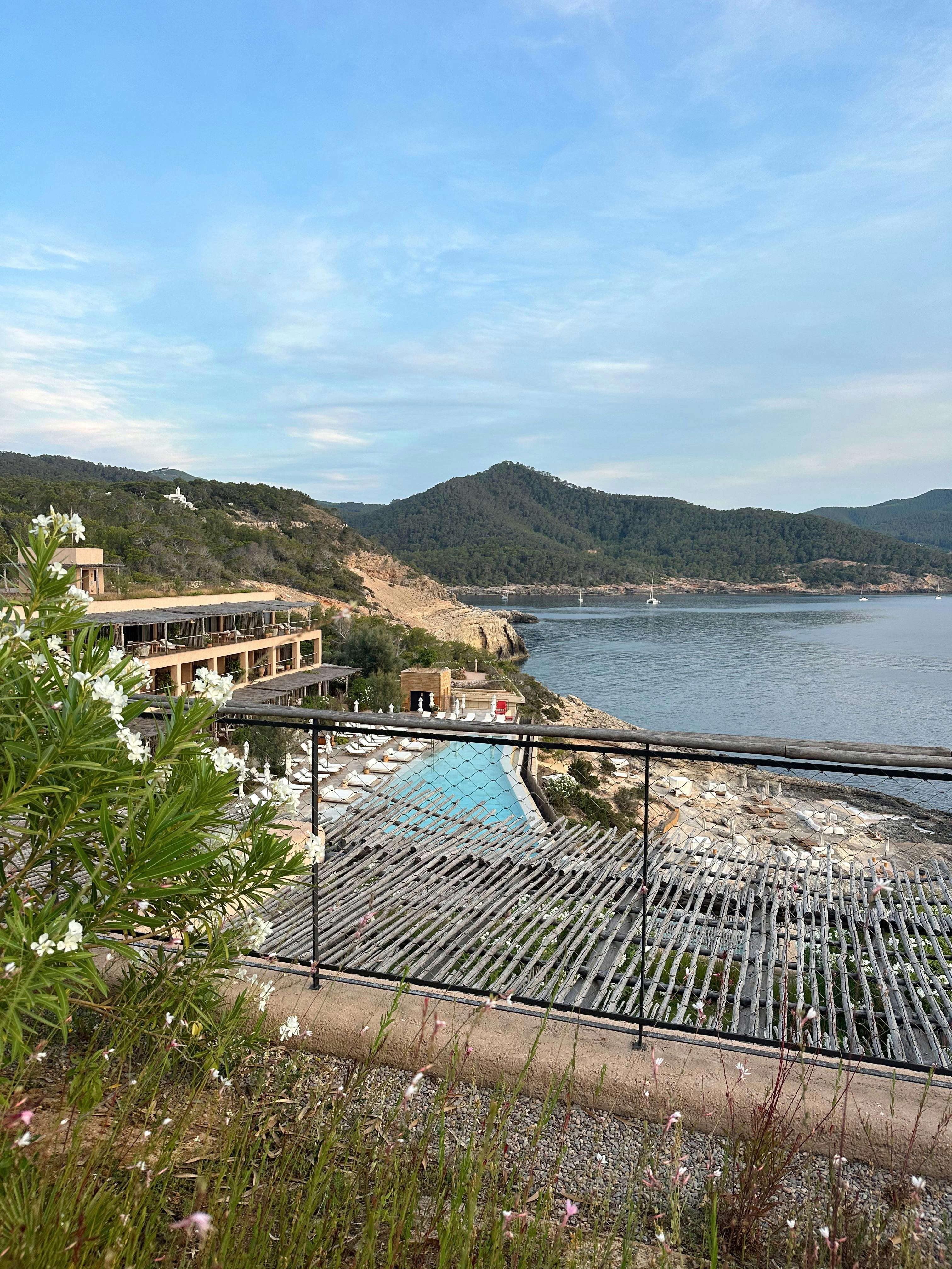 ¿Es real esto? Hotel en Ibiza por solo 62 euros por persona