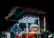 Vibrant Nightlife at Istanbul's Street Food Market