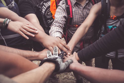 Leute, Die Gruppenhandjubel Tun