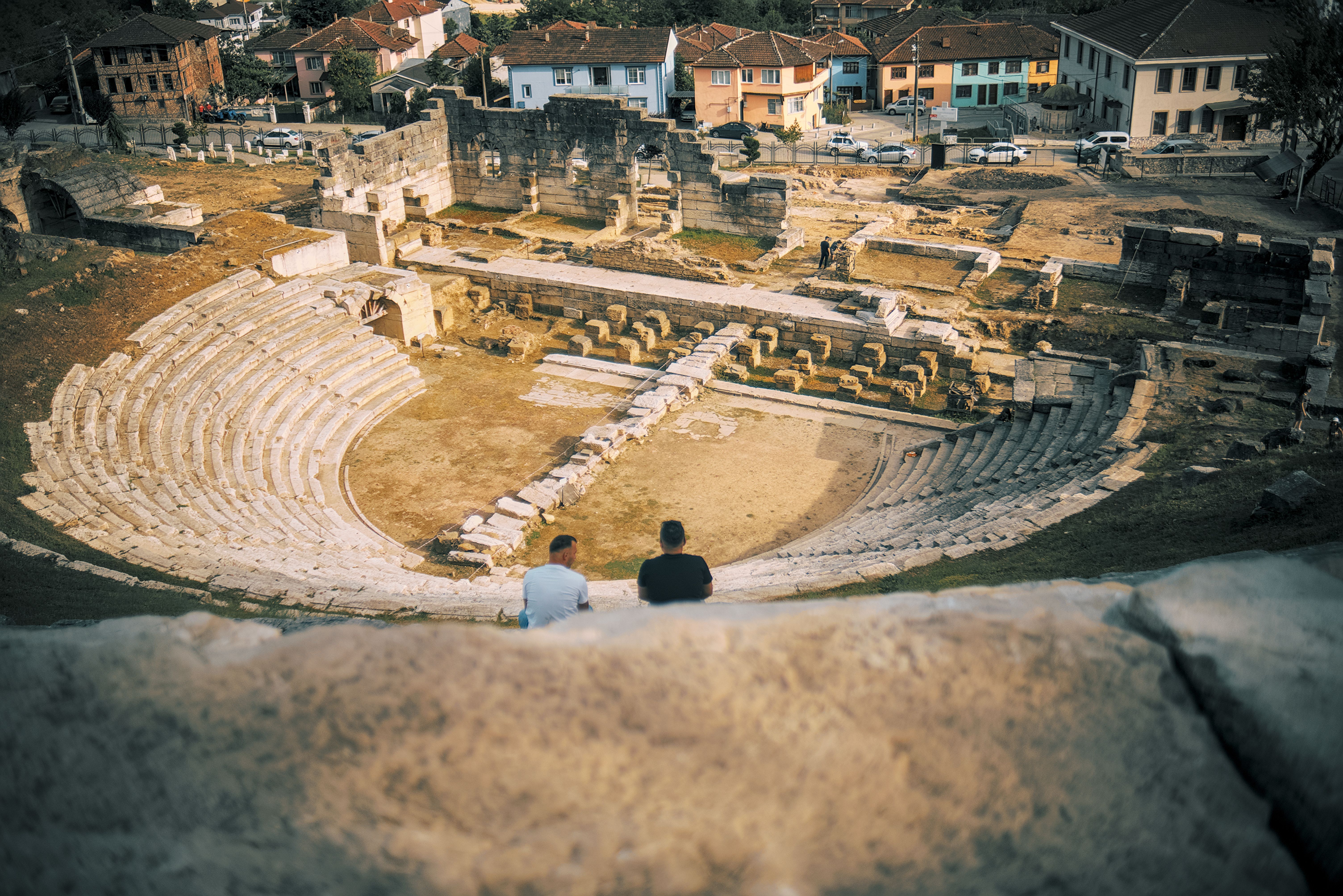 Ancient Roman Theater Ruins with Overlook · Free Stock Photo