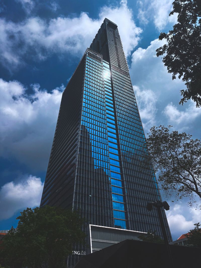 Wide Angle Shot of a Modern Skyscraper · Free Stock Photo