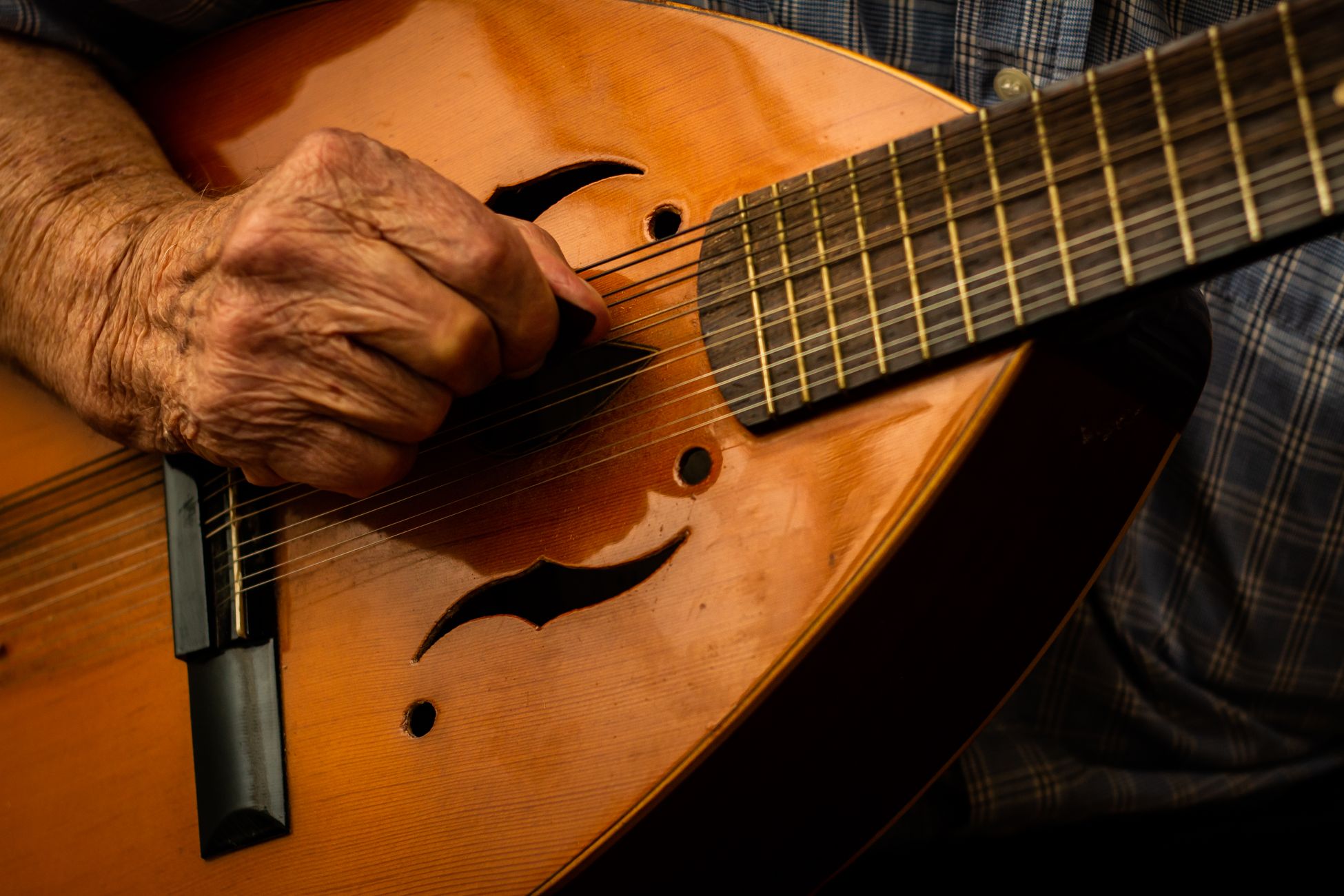 Echoes of the World kleurt buiten de lijntjes met klassieke muziek