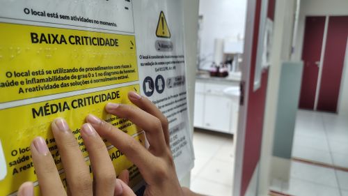 Free Placa de sinalização em braille Stock Photo