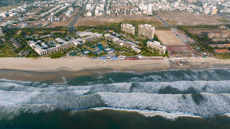The Best Surf Spots in Da Nang for Beginners The Best Surf Spots in Da Nang for Beginners