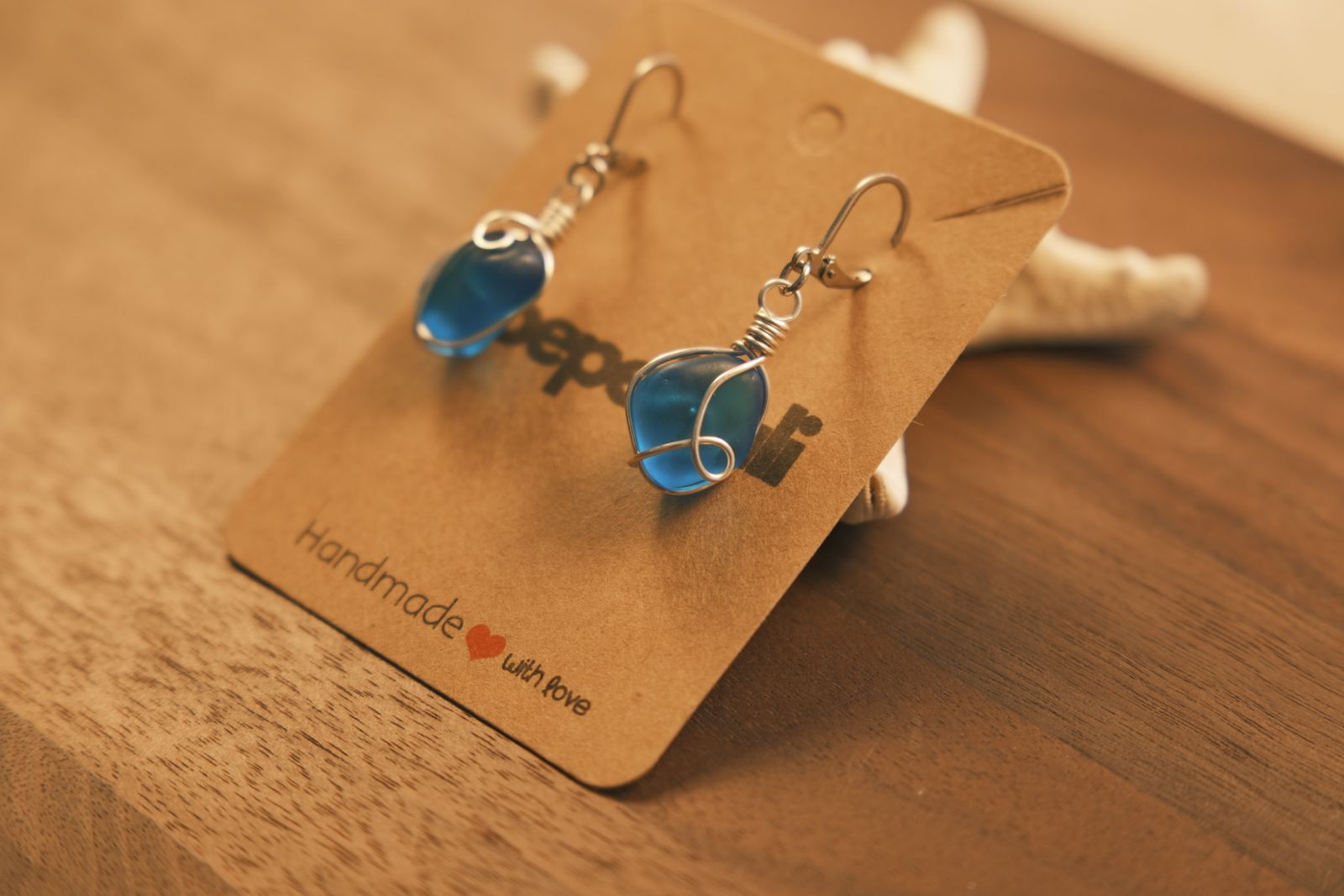 Stone & Wire - Crafting Minimalist Jewellery