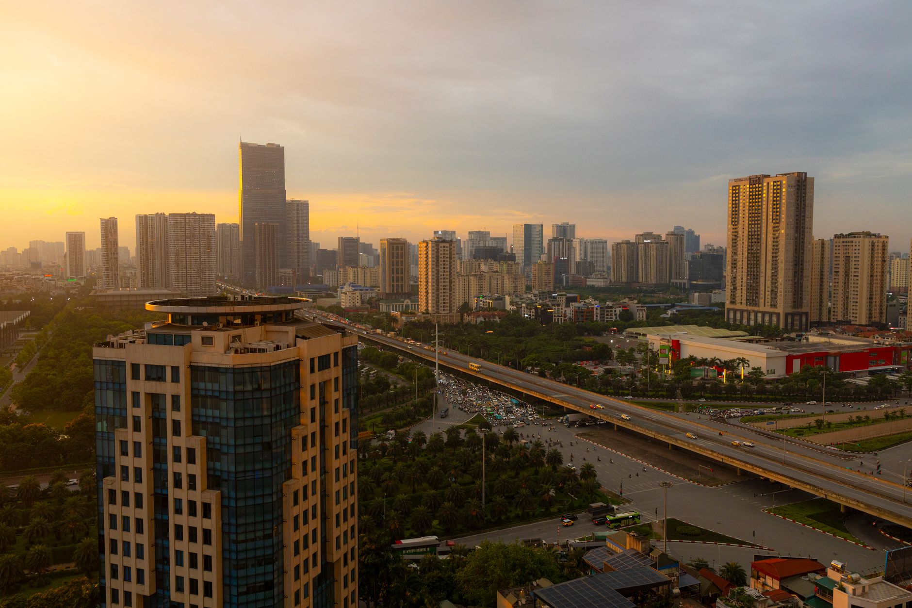 Trung tâm Tài chính quốc tế tại Việt Nam: Cơ hội đầu tư và rủi ro pháp lý bạn cần biết Trung tâm Tài chính quốc tế tại Việt Nam: Cơ hội đầu tư và rủi ro pháp lý bạn cần biết