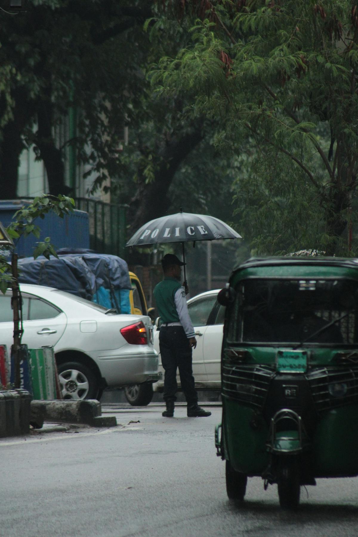 Påskvädret: Småblåsigt med regn och snö