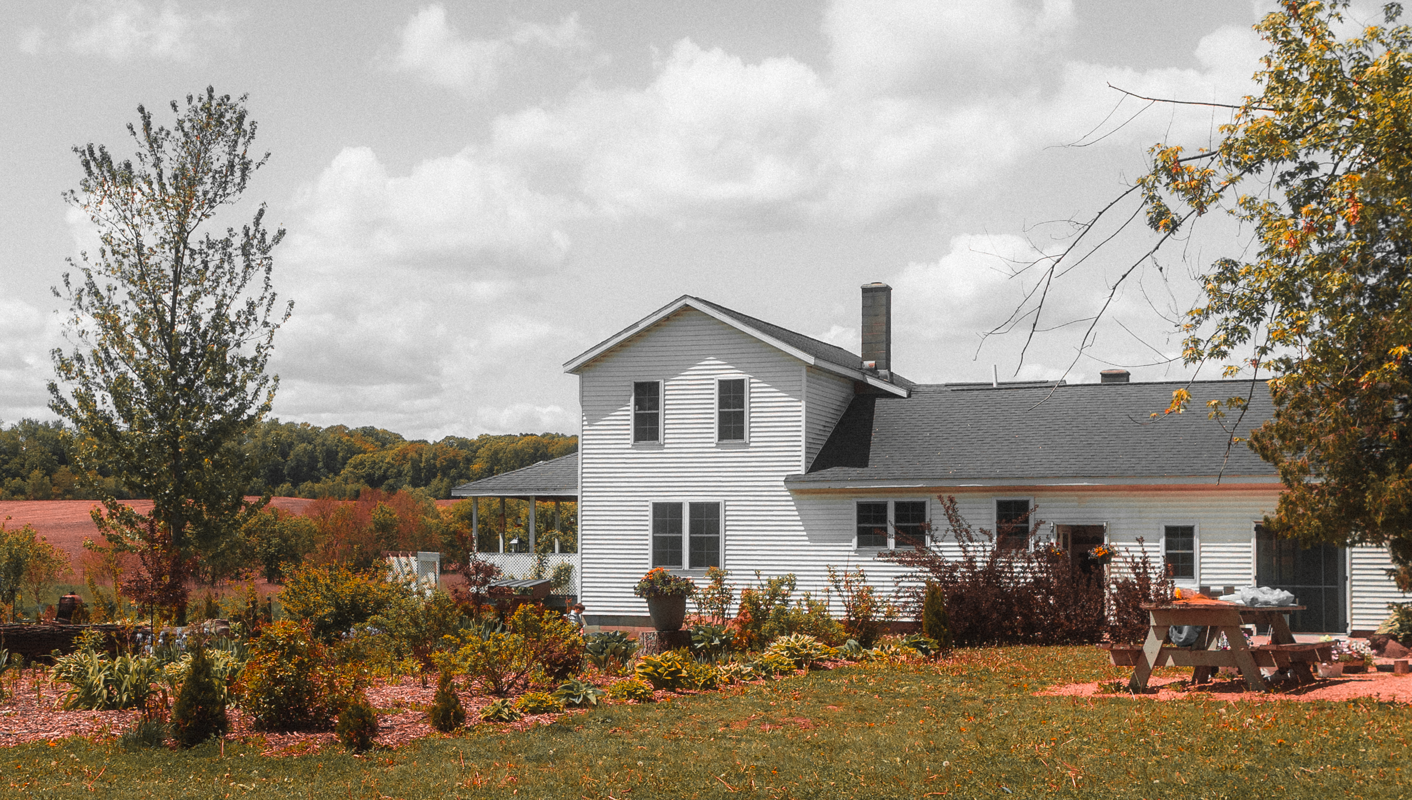 mortgage rates, refinancing, home loan, interest rates, mortgage calculator, first-time homebuyer, credit score, loan options