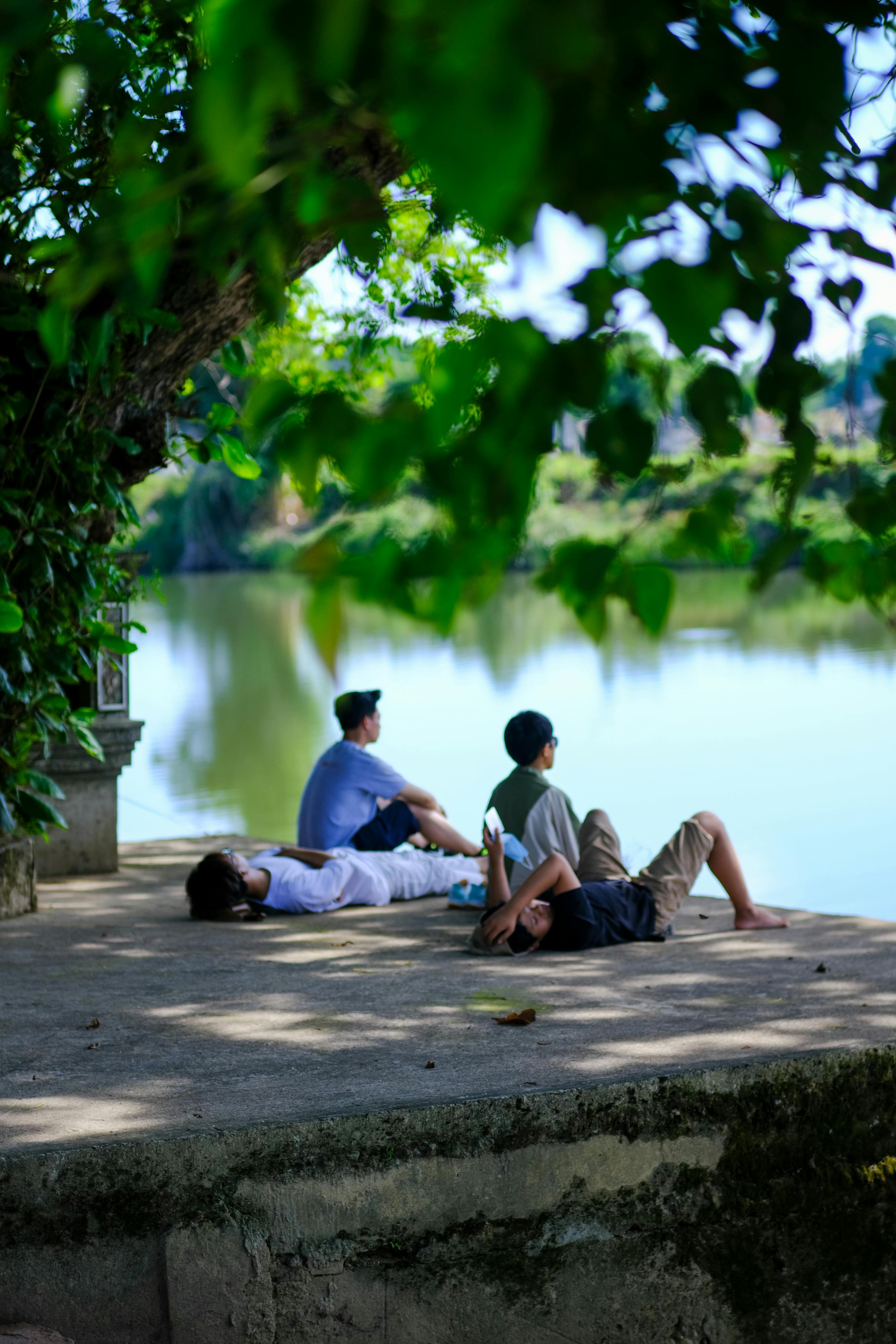 An lạc từng bước chân