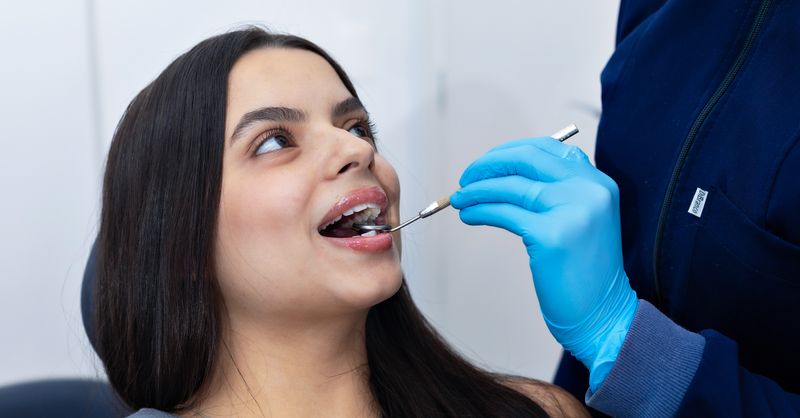 Belles Dents : 10 Conseils Dentiste 2026