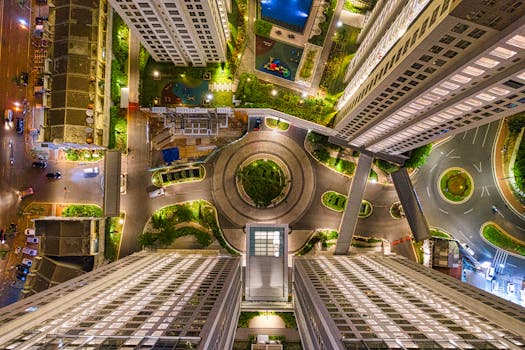 印度尼西亚万丹的现代城市夜景航拍照片令人惊叹，建筑物灯火通明