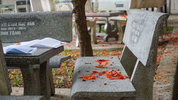 Trung tâm văn hóa đọc, đào tạo viết lách Nhavanvn