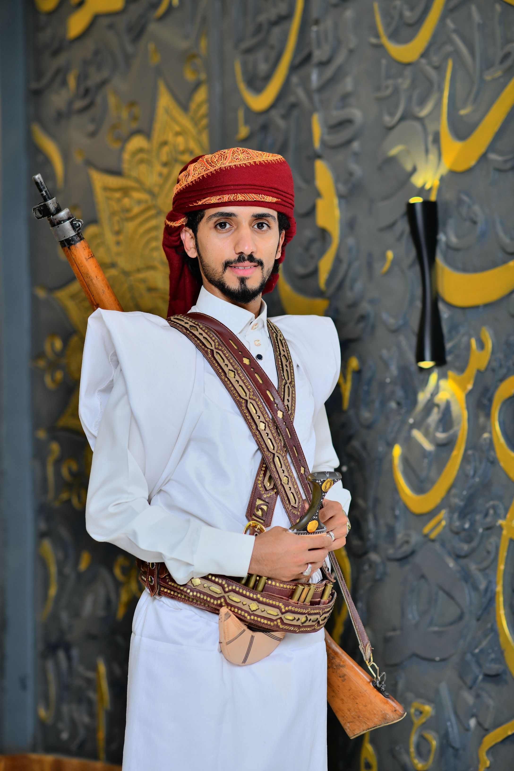 Traditional Yemeni Attire with Jambiya Dagger · Free Stock Photo