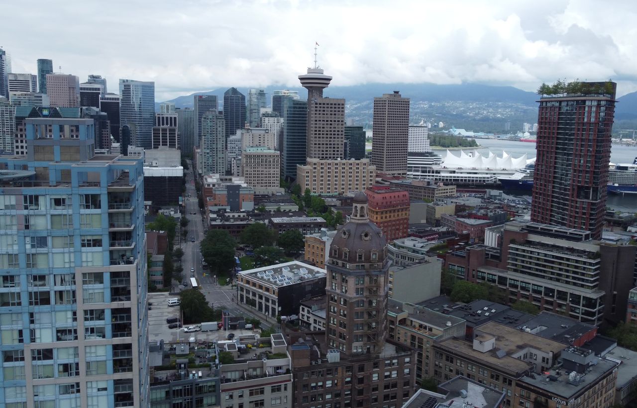Illustrative photo for Mosque Financing — Halal Financing in Canada