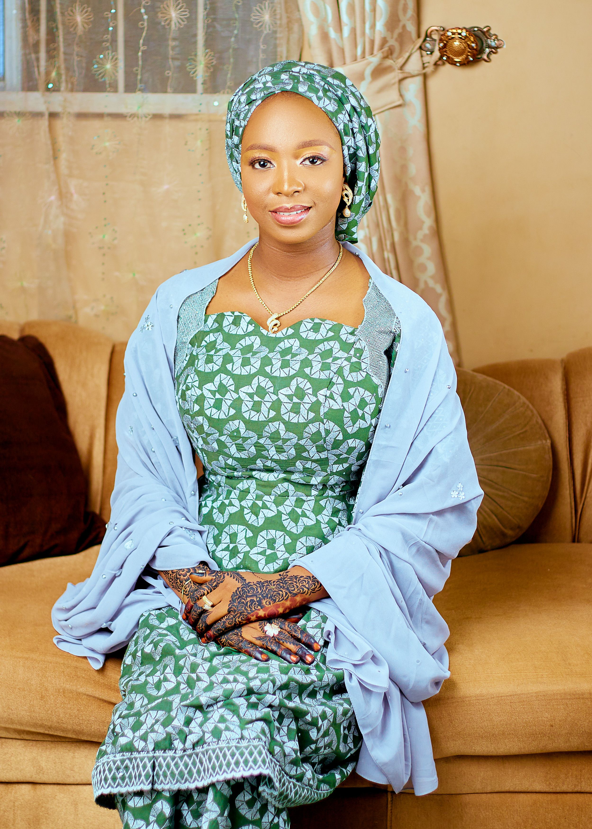 Elegant Woman in Traditional African Attire · Free Stock Photo