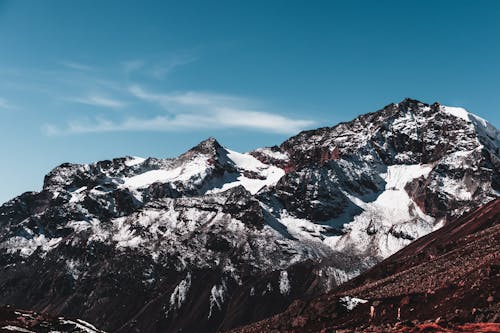 Montagna Ricoperta Di Neve