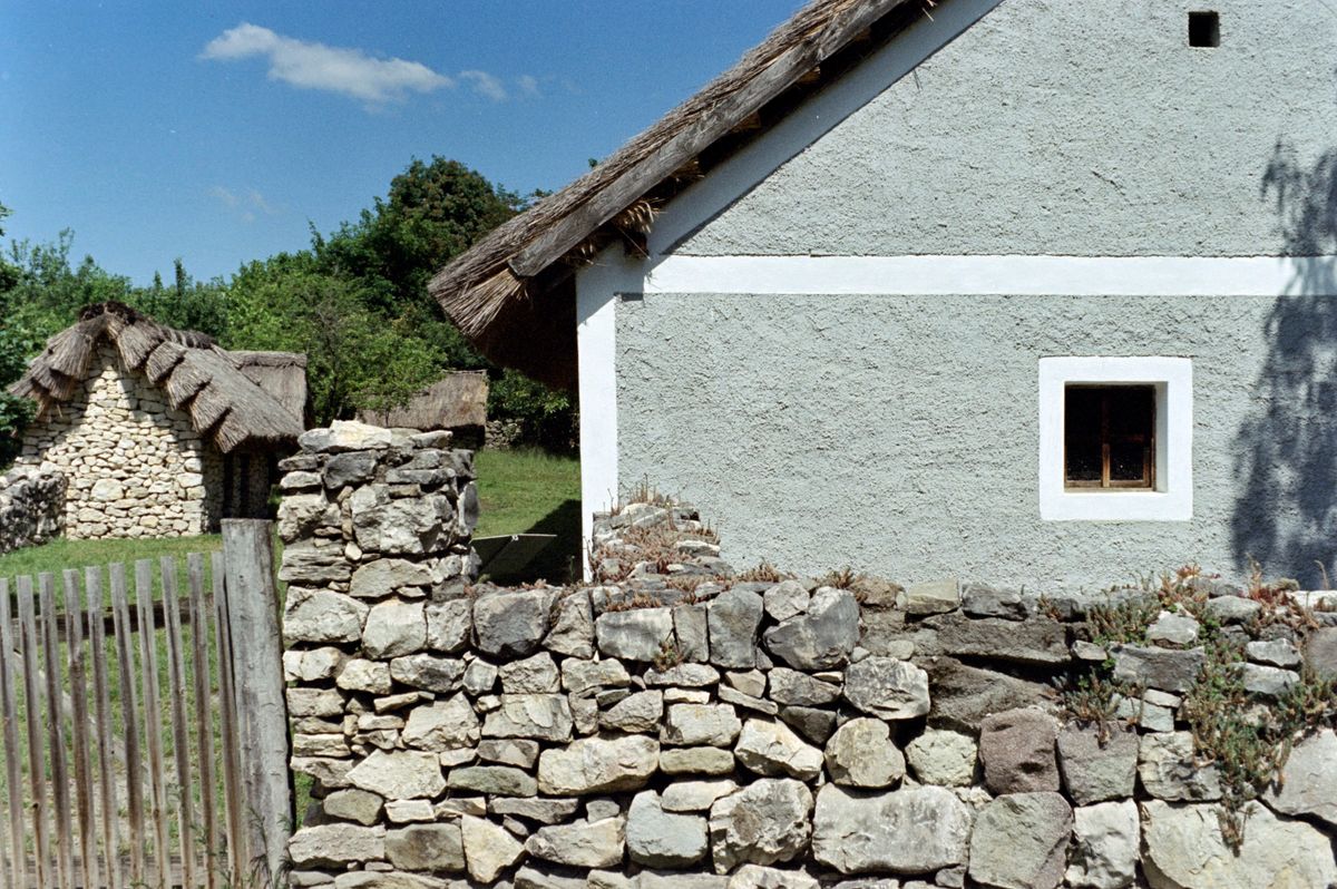 Vaciado de cortals y masos del Empordà: qué encontramos y cómo lo hacemos