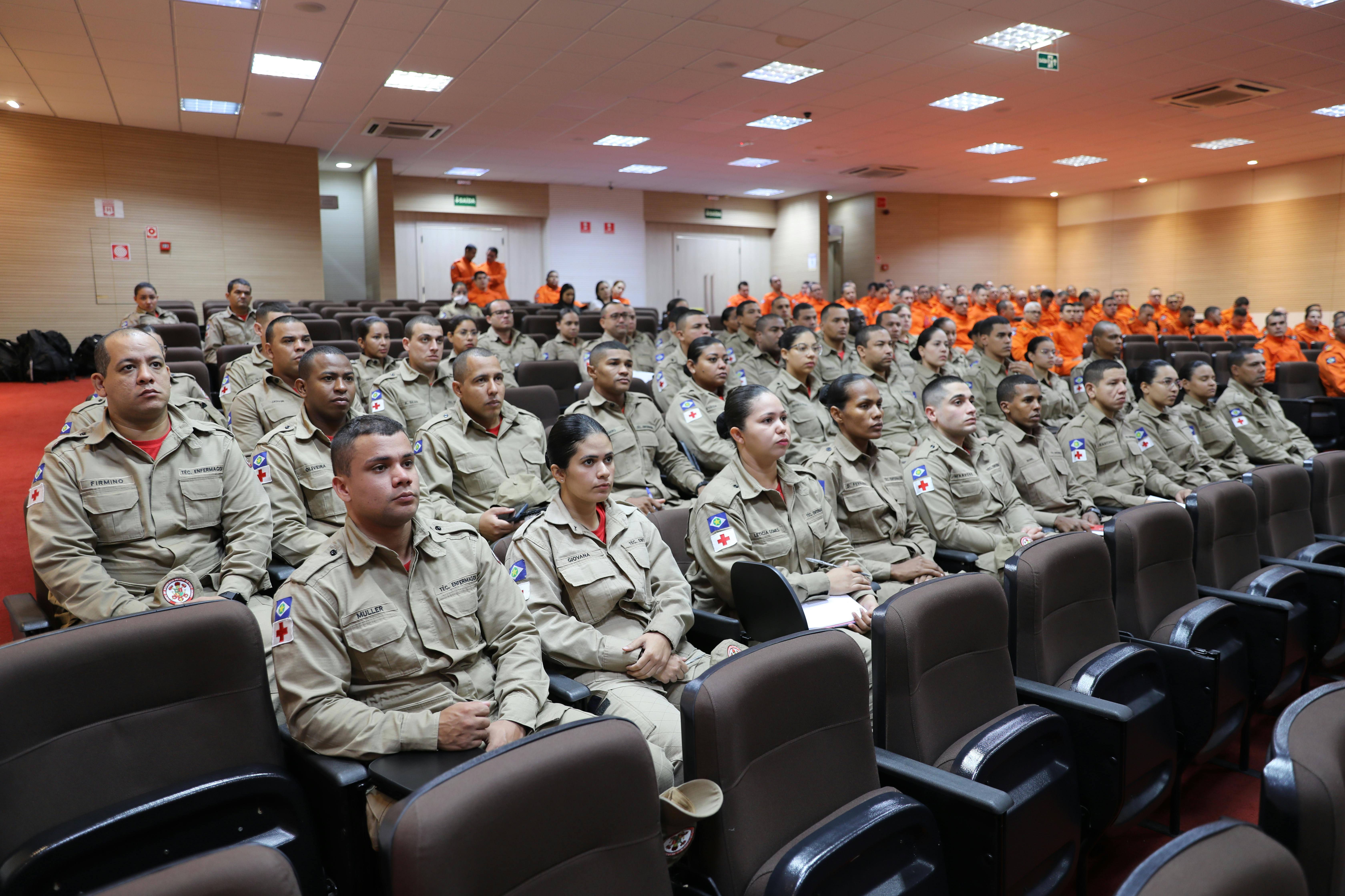 丹麥國防大臣波爾森召開記者會 應對當前安全挑戰