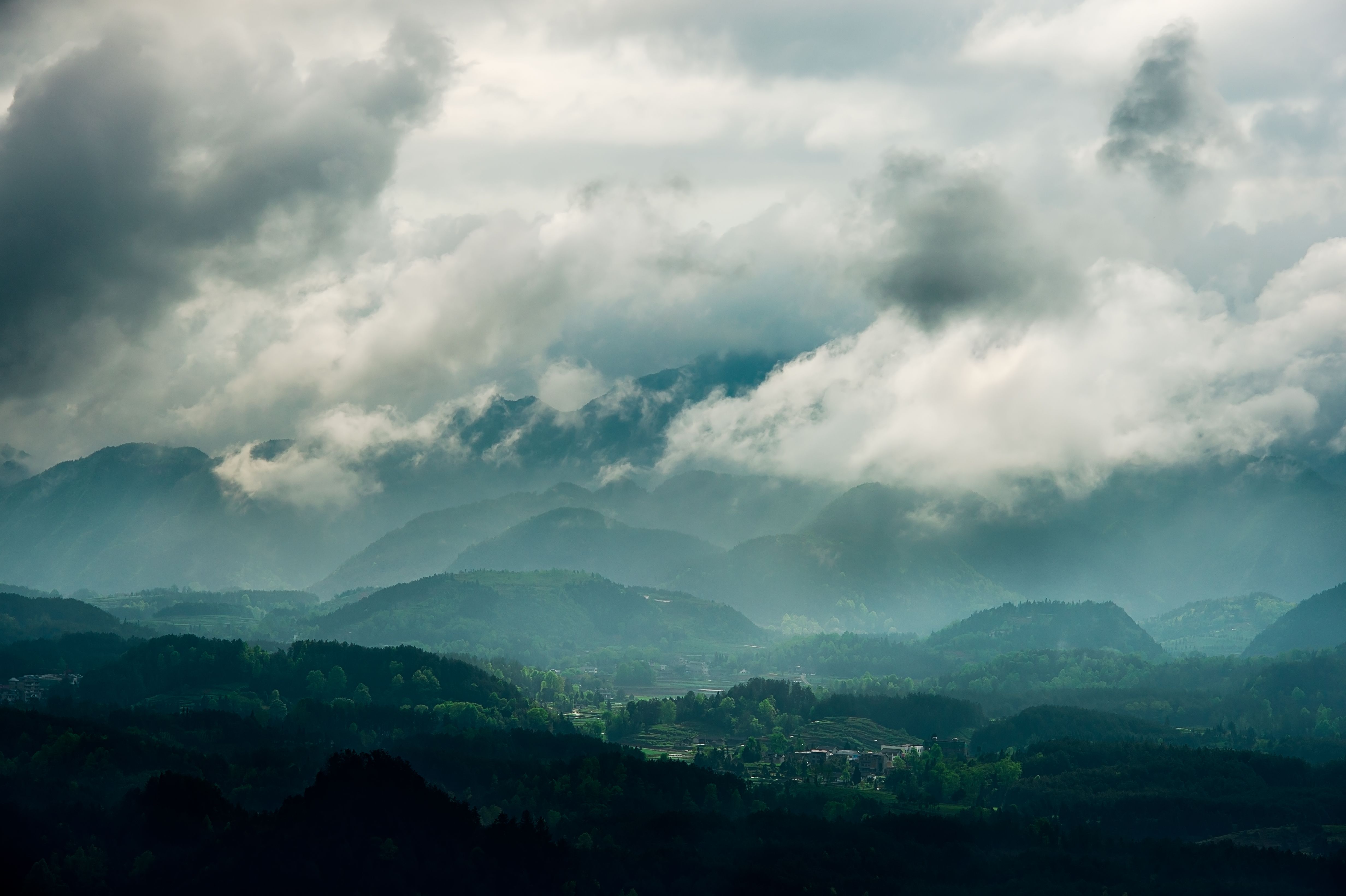 Landscape of Foggy Mountains · Free Stock Photo