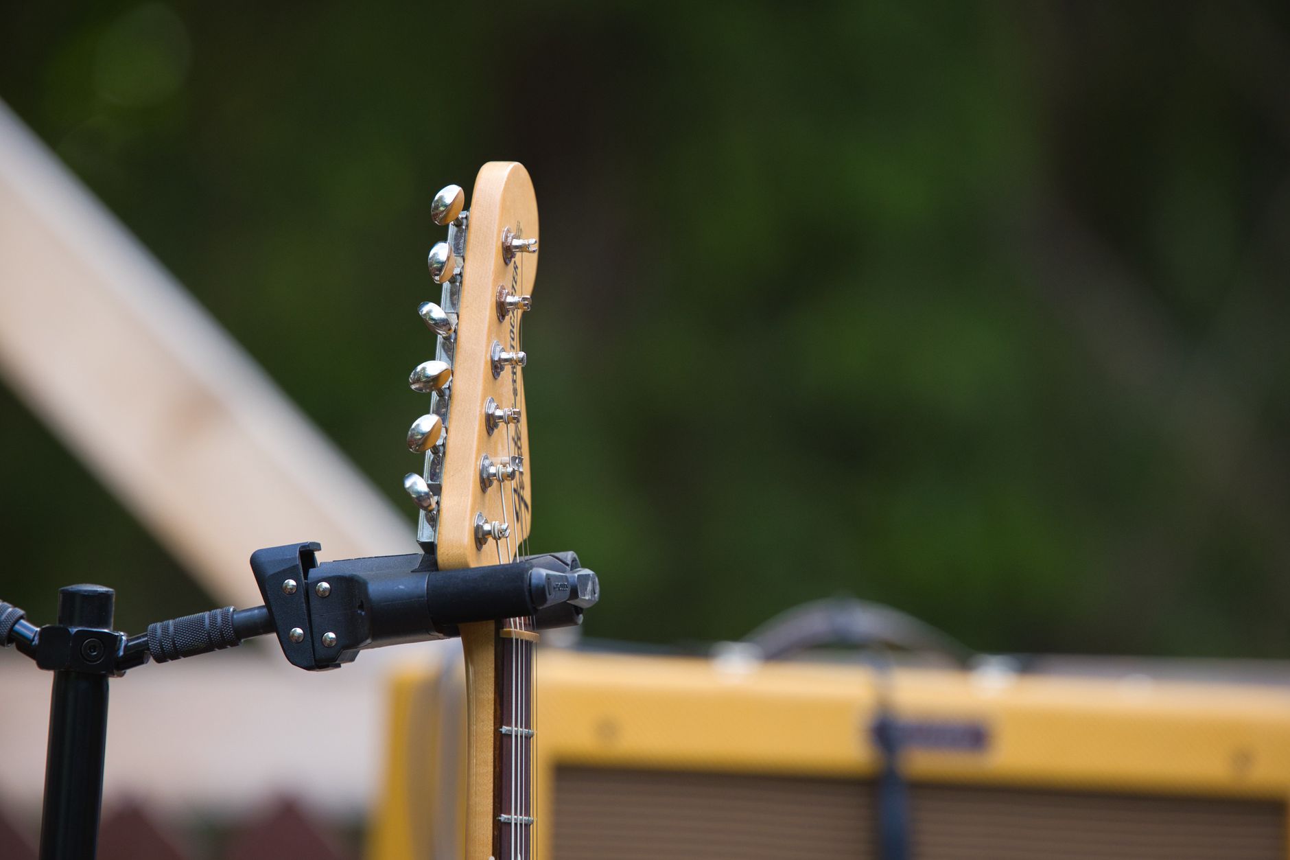 Best Guitar Tuner for Beginners (2026)