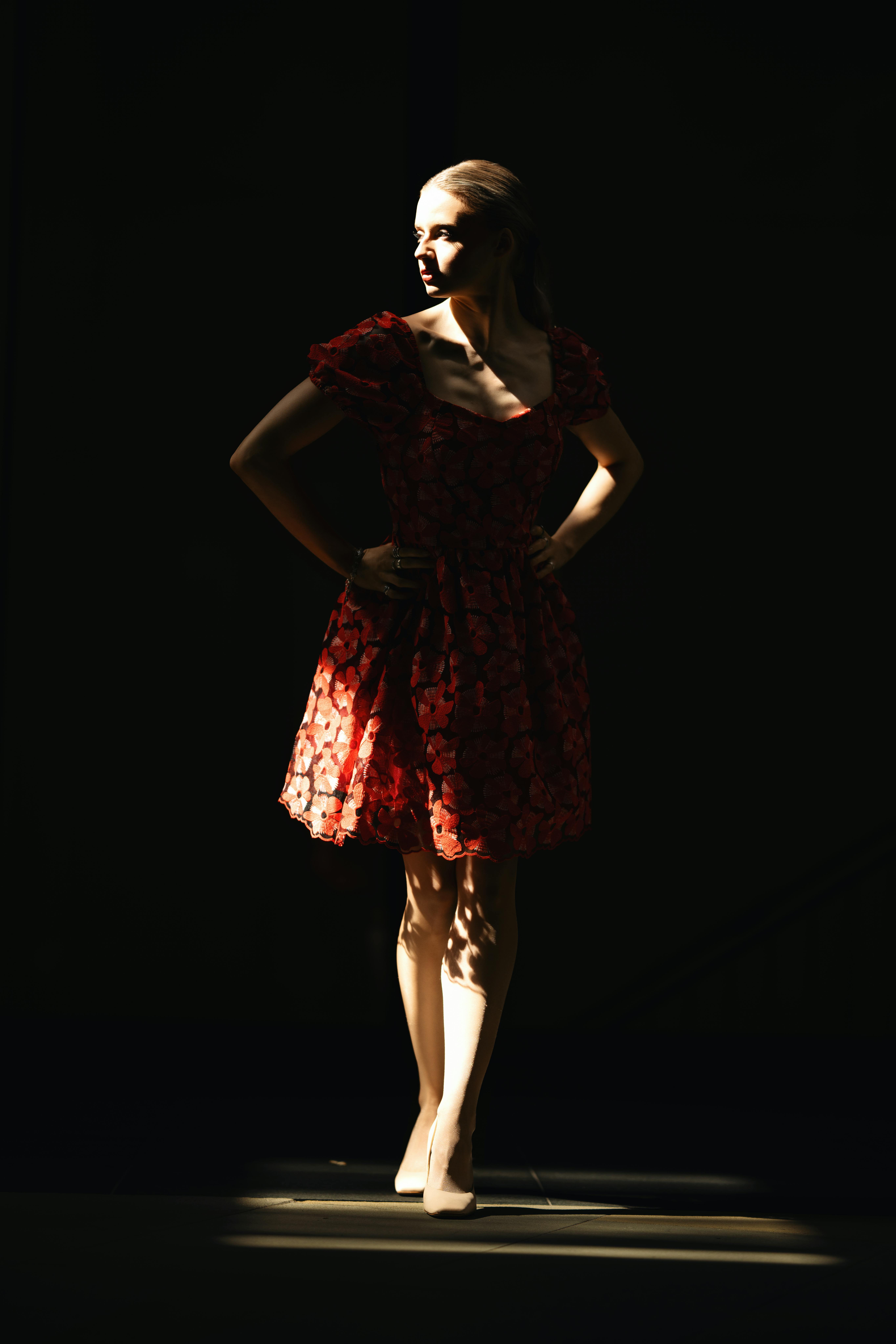 Bezpłatne Darmowe zdjęcie z galerii z artystyczny portret, autentyczna ekspresja, czarujący Zdjęcie z galerii