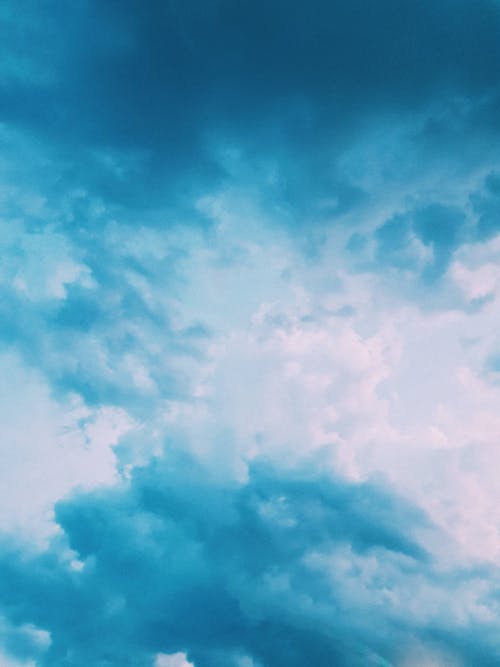 Free Blue and White Cloudy Sky Stock Photo
