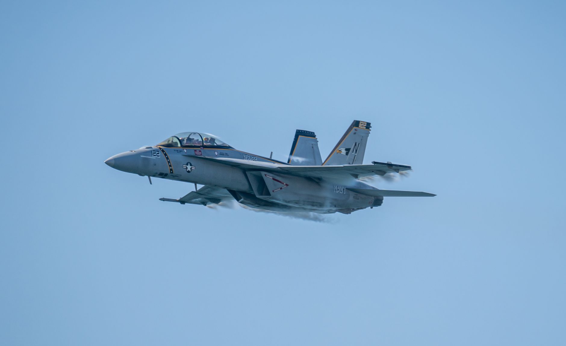 Trump tvrdil, že Irán je 'zdecimovaný'. Potom zostrelili americký stíhací bombardér F-15E