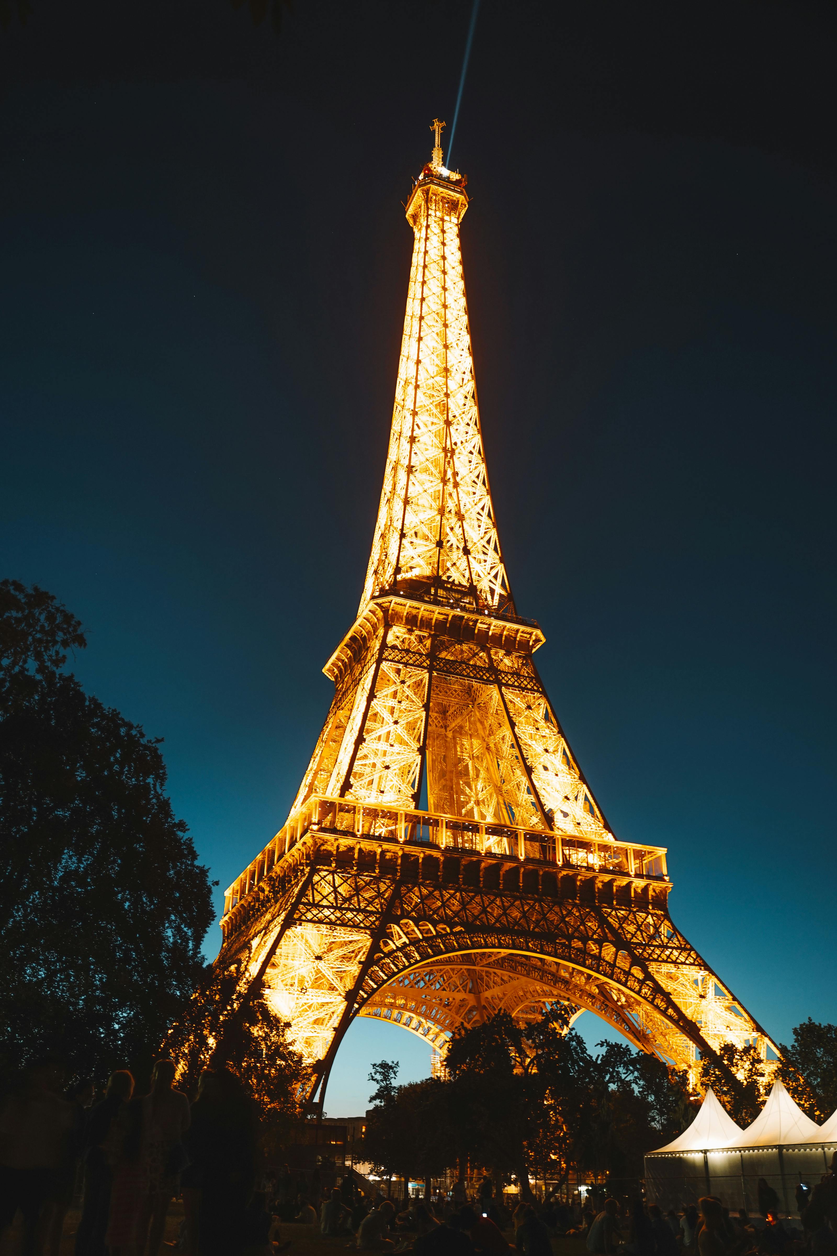 lighted eiffel tower in paris