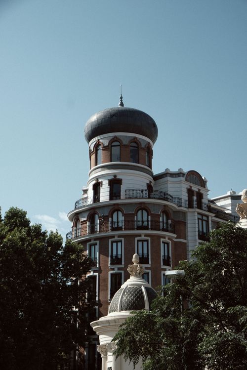 Free Charming architectural landmark with a distinctive dome in Madrid, showcasing classic European style. Stock Photo