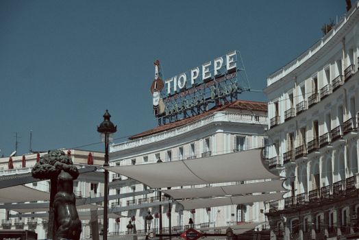 Reina Sofía and Guernica context walk — Madrid