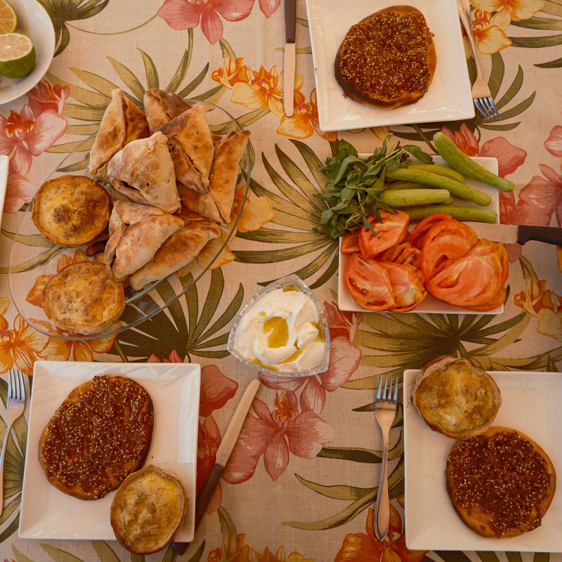 Lahm Bi Ajeen (Levantine Meat Manakish)