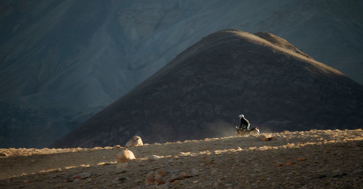 Women Astro-Ambassadors in Ladakh's Hanle Region Draw New Hope From Night Sky